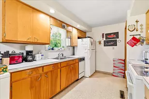 1233 Superior St, Bellefontaine, OH 43311 - Photo 7