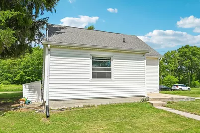 10424 North Street, Middleburg, OH 43336 - Photo 31