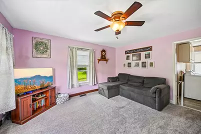 10424 North Street, Middleburg, OH 43336 - Photo 9