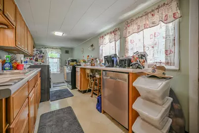 1302 N Yellow Springs Street, Springfield, OH 45504 - Photo 3
