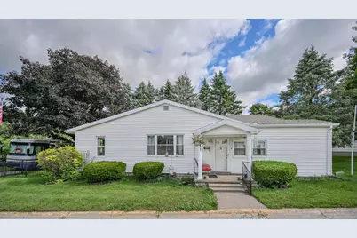 1302 N Yellow Springs Street, Springfield, OH 45504 - Photo 1