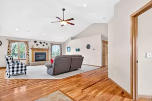 1879 Westlake Dr, Sidney, OH 45365 - Photo 3