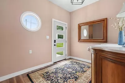 1300 E Choctaw Drive, London, OH 43140 - Photo 3