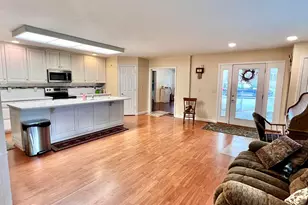 613 Boyce St, Urbana, OH 43078 - Photo 5
