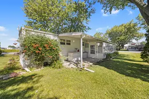11016 Oak Cir, Lakeview, OH 43331 - Photo 7