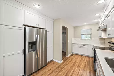 908 Cambridge Circle, Troy, OH 45373 - Photo 9