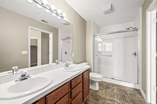 908 Cambridge Cir, Troy, OH 45373 - Photo 35