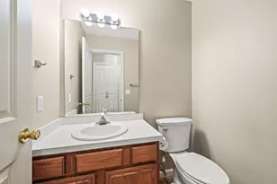 908 Cambridge Cir, Troy, OH 45373 - Photo 21