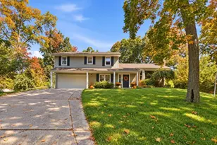 1918 Devon Dr, Springfield, OH 45503 - Photo 1