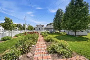 601 W Benton St, Wapakoneta, OH 45895 - Photo 61