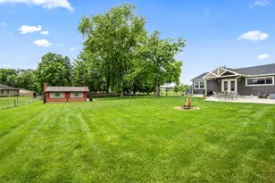 1226 E Troy Urbana Rd, Troy, OH 45373 - Photo 5