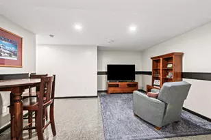 884 Shaftsbury Rd, Troy, OH 45373 - Photo 47