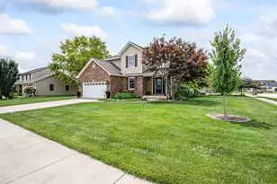 884 Shaftsbury Rd, Troy, OH 45373 - Photo 3