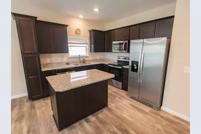 4008 Orange Blossom Court, Tipp City, OH 45371 - Photo 9