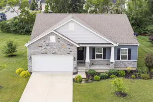 4008 Orange Blossom Ct, Tipp City, OH 45371 - Photo 3