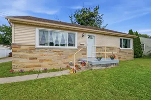 719 Lawnview Ave, Springfield, OH 45505 - Photo 3