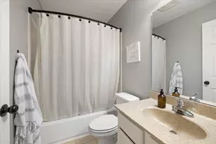 1845 Hunters Ridge Dr, Troy, OH 45373 - Photo 13