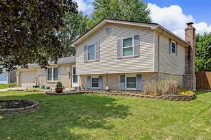 844 Sunset Dr, Englewood, OH 45322 - Photo 3