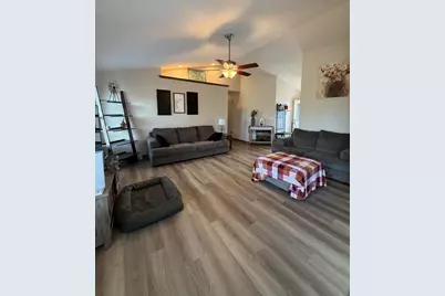 112 Parkview Drive, Jackson Center, OH 45334 - Photo 5