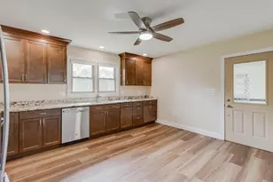 9570 Helton Dr, Franklin, OH 45005 - Photo 7