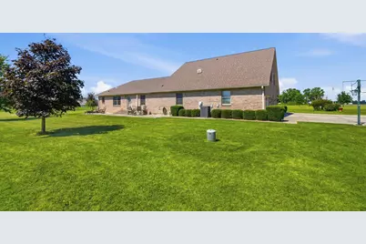8400 N Montgomery County Line Road, Brookville, OH 45309 - Photo 15