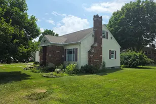 207 E Harmon Dr, Greenville, OH 45331 - Photo 3