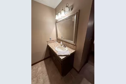 605 Oakwood Drive, Bellefontaine, OH 43311 - Photo 23