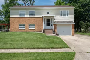 83 Joyce Dr, Fairborn, OH 45324 - Photo 3