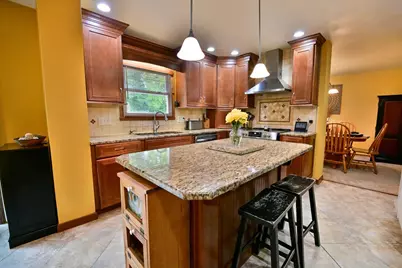 2424 Rockingham Drive, Troy, OH 45373 - Photo 3
