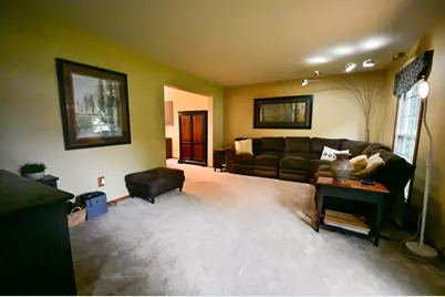 2424 Rockingham Drive, Troy, OH 45373 - Photo 5