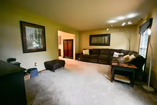 2424 Rockingham Dr, Troy, OH 45373 - Photo 5
