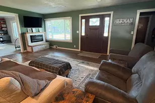 632 N Buckeye St, Celina, OH 45822 - Photo 7