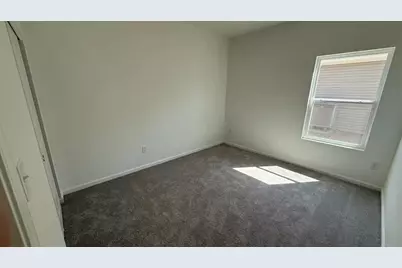 4001 Chakeres Avenue, Springfield, OH 45505 - Photo 5