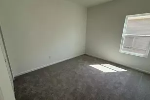 4001 Chakeres Ave, Springfield, OH 45505 - Photo 5