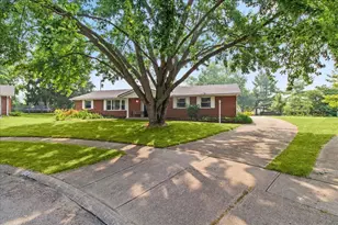 1308 Ponderosa Ct, Fairborn, OH 45324 - Photo 3