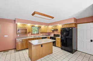 806 Claymore Ct, Tipp City, OH 45371 - Photo 9