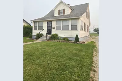 946 E Spring Street, Saint Marys, OH 45885 - Photo 1