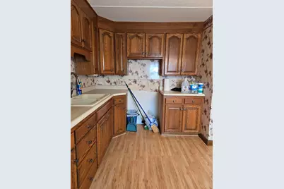 946 E Spring Street, Saint Marys, OH 45885 - Photo 5