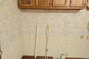 946 E Spring St, Saint Marys, OH 45885 - Photo 7