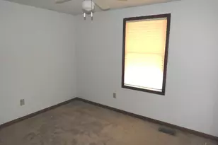 8180 Dog Leg Rd, Dayton, OH 45414 - Photo 11