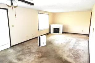 8180 Dog Leg Rd, Dayton, OH 45414 - Photo 3