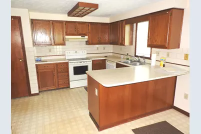 8180 Dog Leg Road, Dayton, OH 45414 - Photo 5