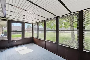 1045 Bradford Dr, Springfield, OH 45503 - Photo 25