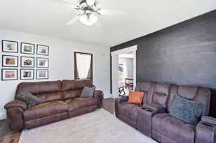 102 W Pike St, Christiansburg, OH 45389 - Photo 17