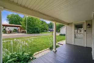 102 W Pike St, Christiansburg, OH 45389 - Photo 5