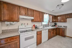 5326 W Ridgewood Rd, Springfield, OH 45503 - Photo 13