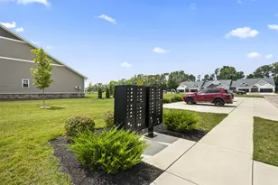 819 Brookwood Cir, Tipp City, OH 45371 - Photo 65