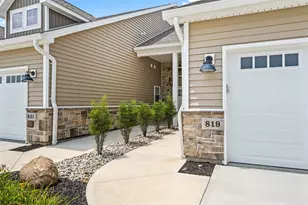 819 Brookwood Cir, Tipp City, OH 45371 - Photo 7