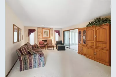 15811 Sunset Boulevard, Wapakoneta, OH 45895 - Photo 9