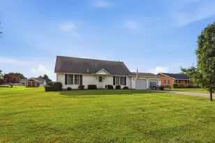 373 New Haven Dr, Urbana, OH 43078 - Photo 5